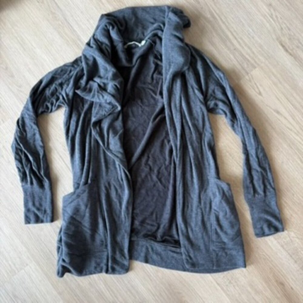 ** Athleta Studio Wrap Charcoal Heather Gray Small - Picture 2 of 10